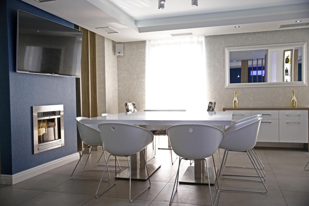 Rox Motel Modrica Ngoại thất bức ảnh